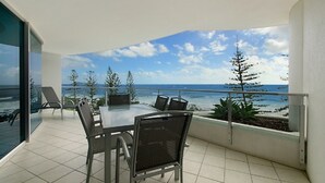 Beach/ocean view - Sirocco 506 (Mooloolaba)