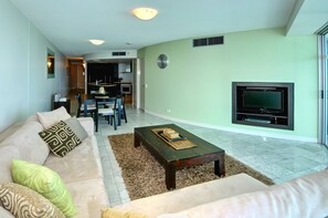 Standard Room | Living area