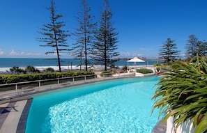 Outdoor pool - Sirocco 906 (Mooloolaba)