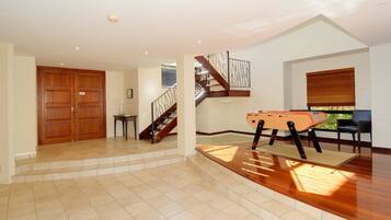 Standard Room | Living area | Flat-screen TV