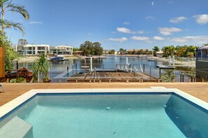Outdoor pool - Tarcoola 49 (Mooloolaba)