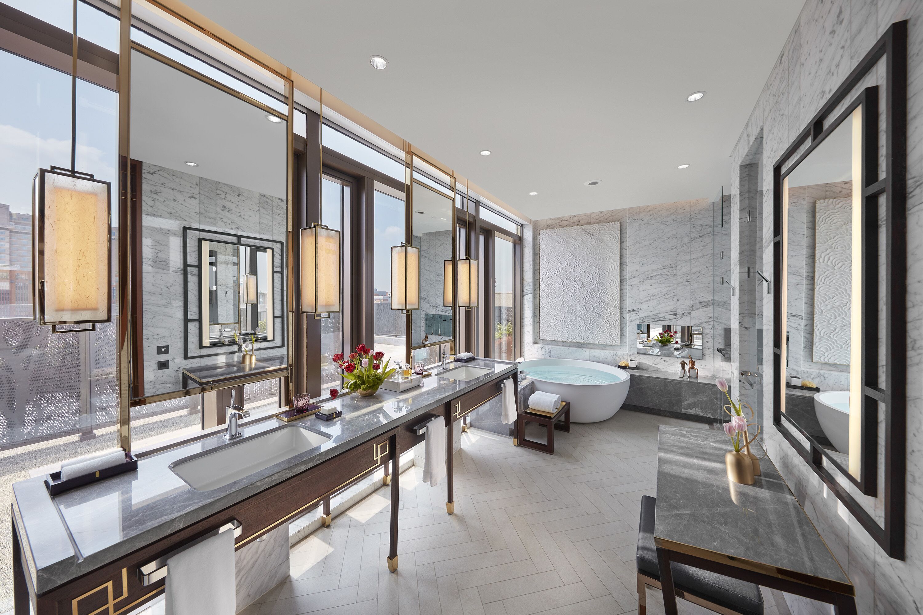 garden suite | bathroom | separate bathtub and shower, deep-soaking bathtub, rainfall showerhead