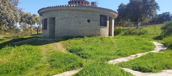 Los Chozos del Geoparque