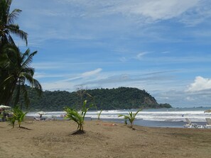 Beach nearby, free beach shuttle - Jaco Beach Apartments (Jacó)