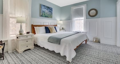 The Lincoln Short North B&B