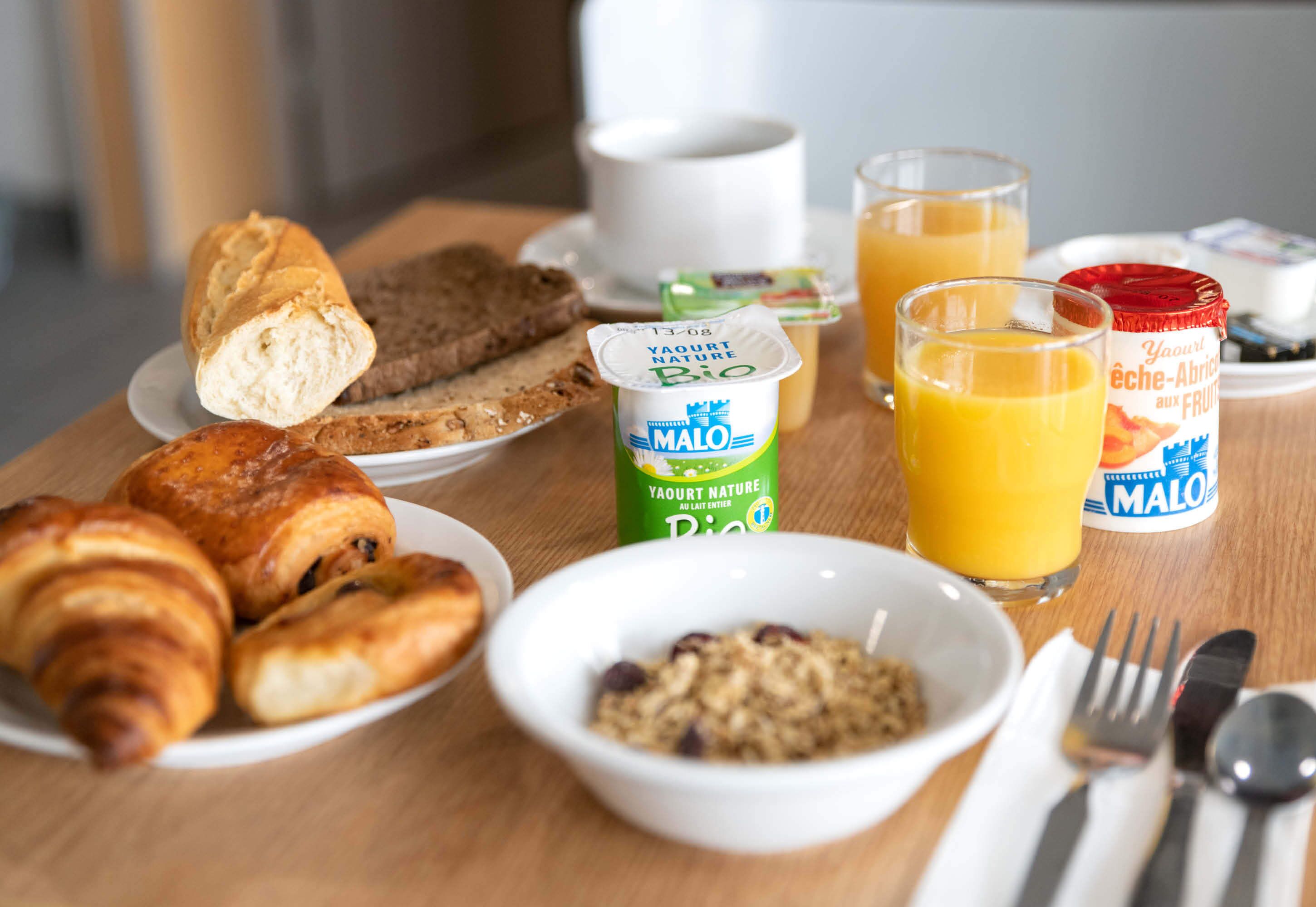 daily buffet breakfast (eur 11.5 per person)