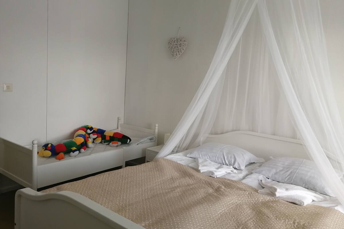 Family Room (2 Adults + 1 Child) | Blackout drapes, WiFi (free), individually decorated, bed sheets