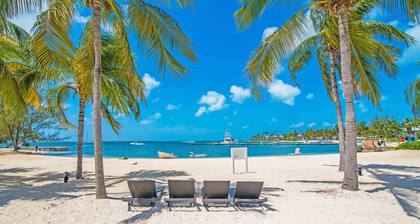 Tropical Kai by Cayman Vacation