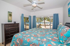 Condo Deluxe, patio, vista al mar | 2 habitaciones y ropa de cama 