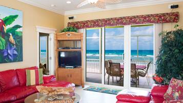 Luxury Villa, Private Pool, Sea View | Ruang tamu | TV skrin rata, pemain DVD