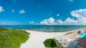 Pemandangan dari properti