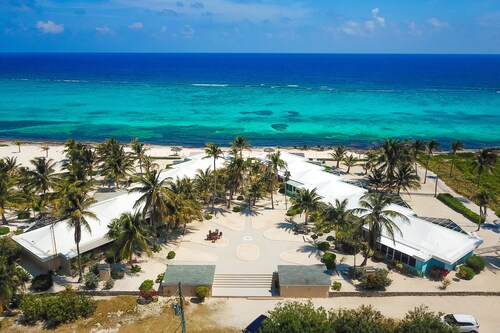 Sea Lodge #13 by Cayman Vacation