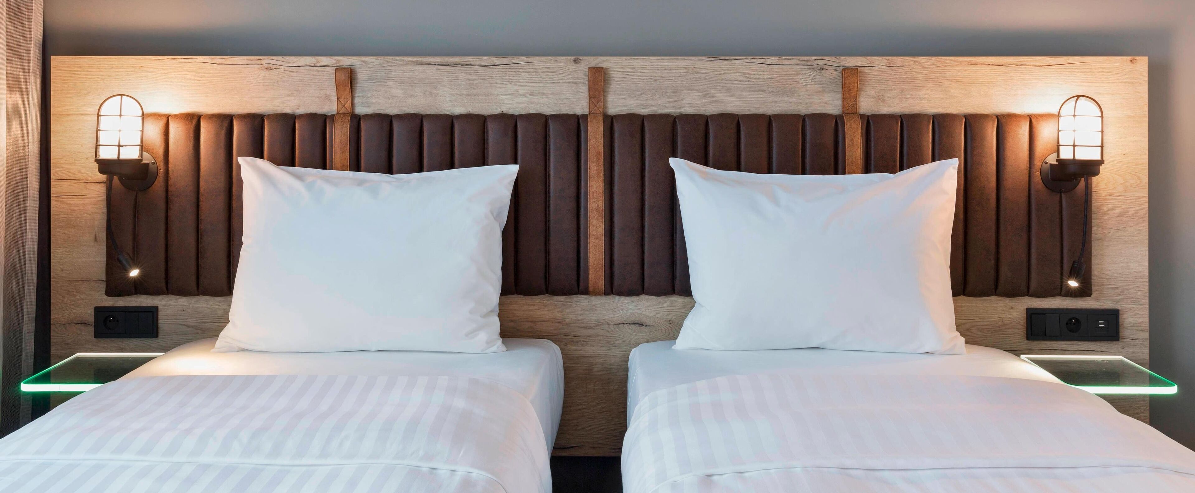 room, 2 single beds (twin moxy sleeper) | desk, blackout curtains, soundproofing, free cots/infant beds