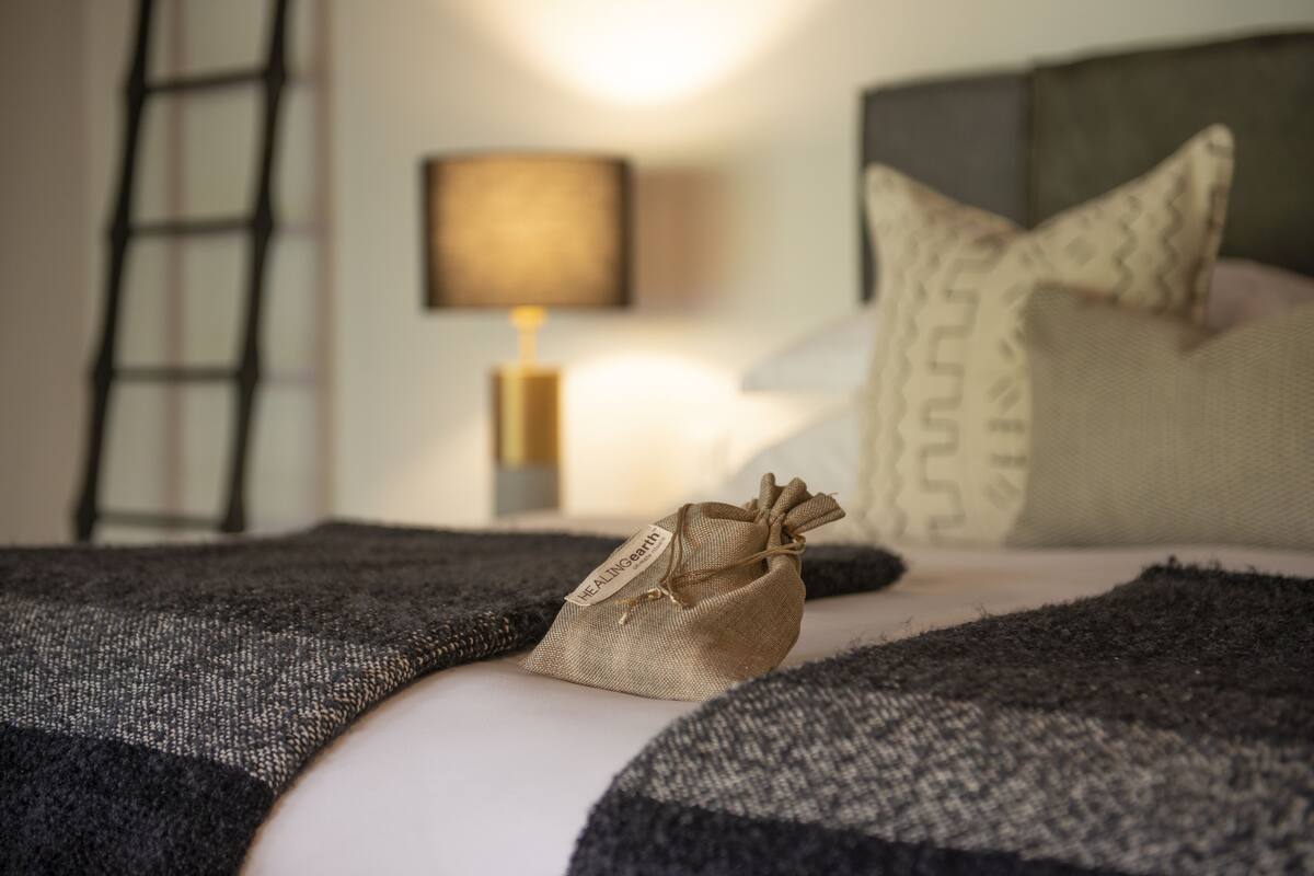 Junior-sviitti, yksityinen uima-allas, vuoristonäköala (Eagles Crag Lodge) | 1 makuuhuone, ylelliset vuodevaatteet, Tempur Pedic -patjalliset sängyt