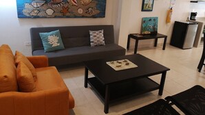 Family Apartment, 1 Bedroom, Non Smoking, Garden View (Studio 1) | Living room - Our Place (San Andrés)