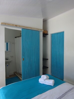 Comfort Apartment, 1 Bedroom, Non Smoking, Garden View (Studio 3) | In-room safe, bed sheets - Our Place (San Andrés)