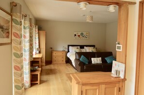 华丽村舍, 无障碍, 热水浴缸 | 高档床上用品、特色装修、特色家居、遮光窗帘