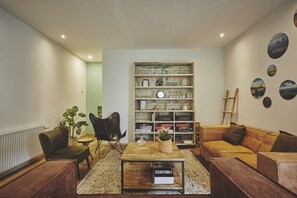 Flat-screen TV - B&B Maas en Heuvel Maastricht (Eijsden)