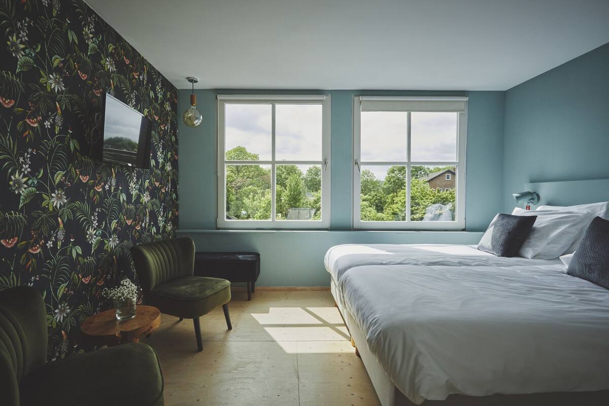 Panoramic Triple Room, 3 Twin Beds | Minibar, iron/ironing board (on request), travel crib, WiFi (free)