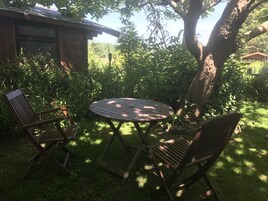 Family Room, Multiple Beds, Non Smoking | Garden view