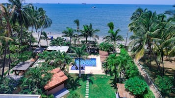 Outdoor pool, pool umbrellas