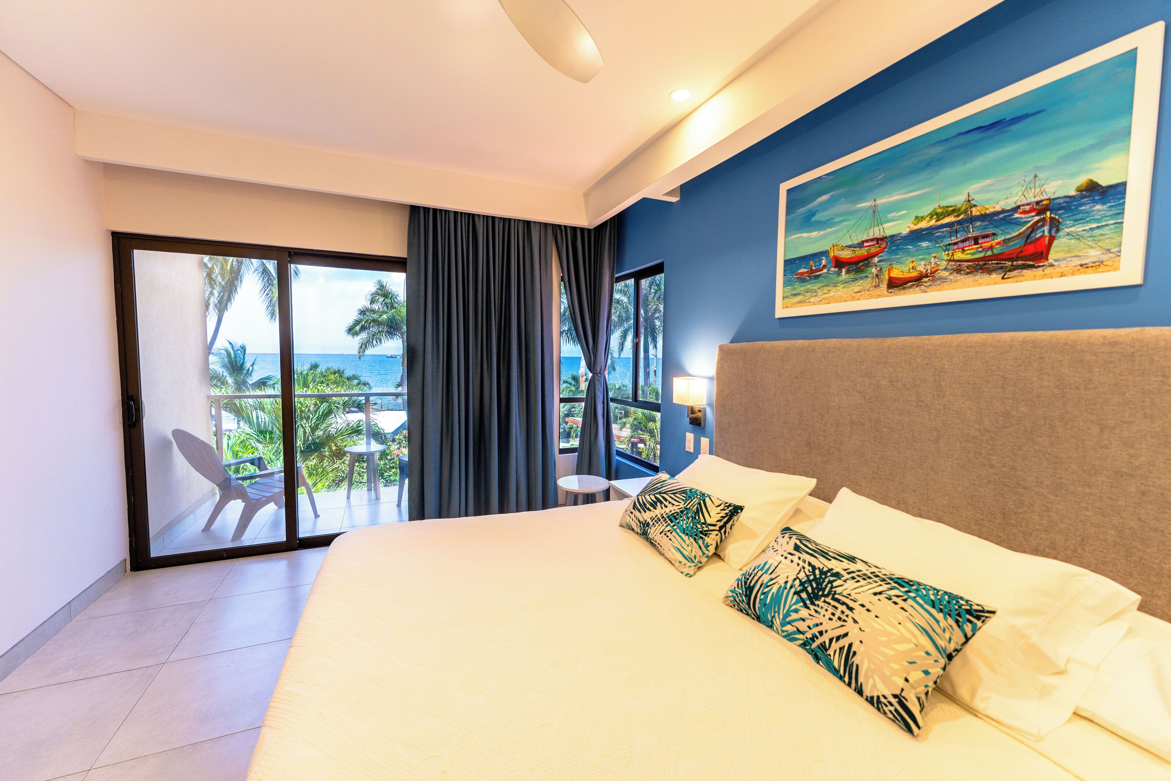 Premium Double Room | Premium bedding, minibar, in-room safe, individually decorated