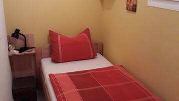 Family Apartment, 2 Bedrooms | 2 bedrooms, premium bedding, down comforters, in-room safe