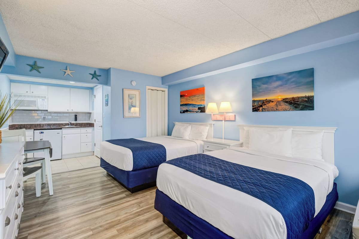 Room 421 | 1 bedroom, individually decorated, individually furnished