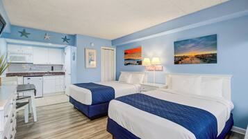 Room 421 | 1 bedroom, individually decorated, individually furnished