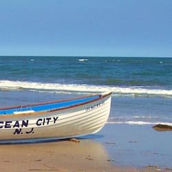 Di pantai