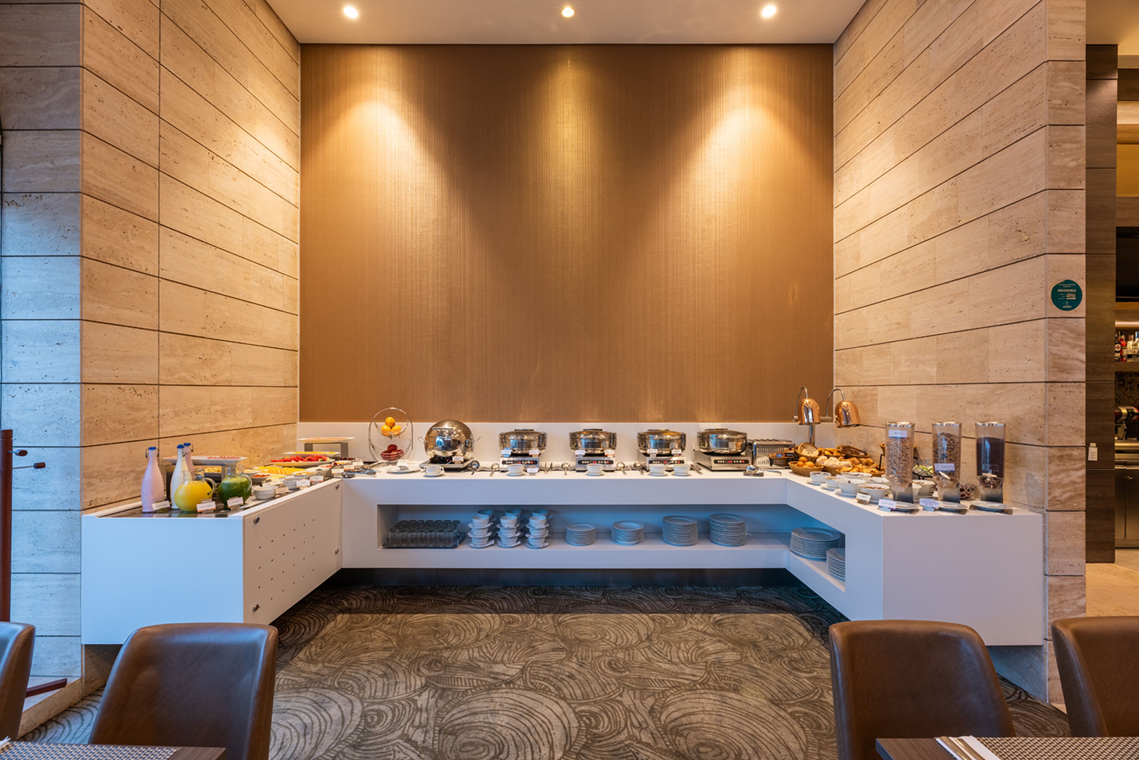 daily cooked-to-order breakfast for a fee