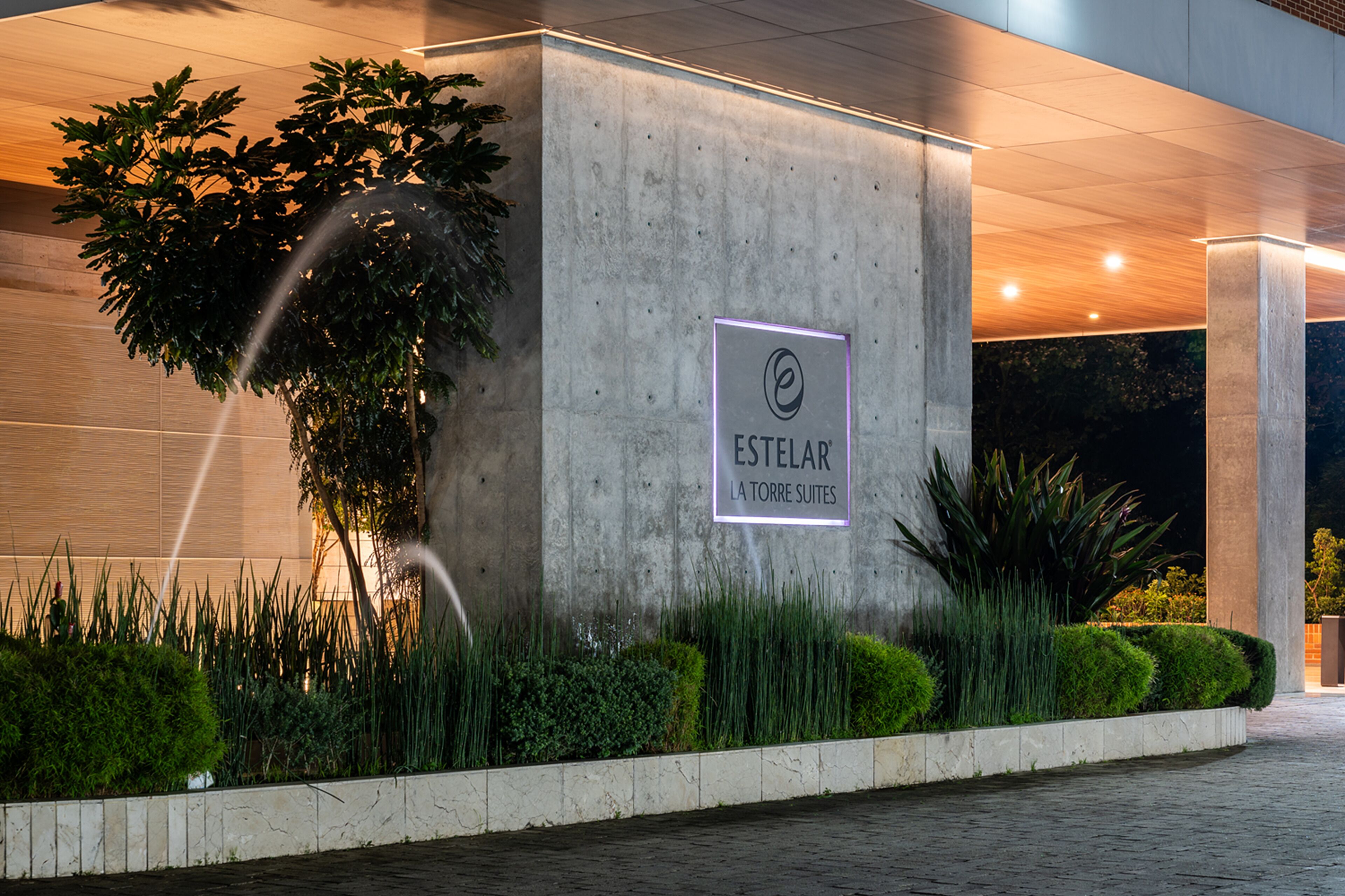 ด้านหน้าที่พัก