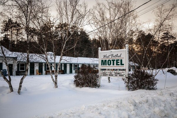 West Bethel Motel - Bethel