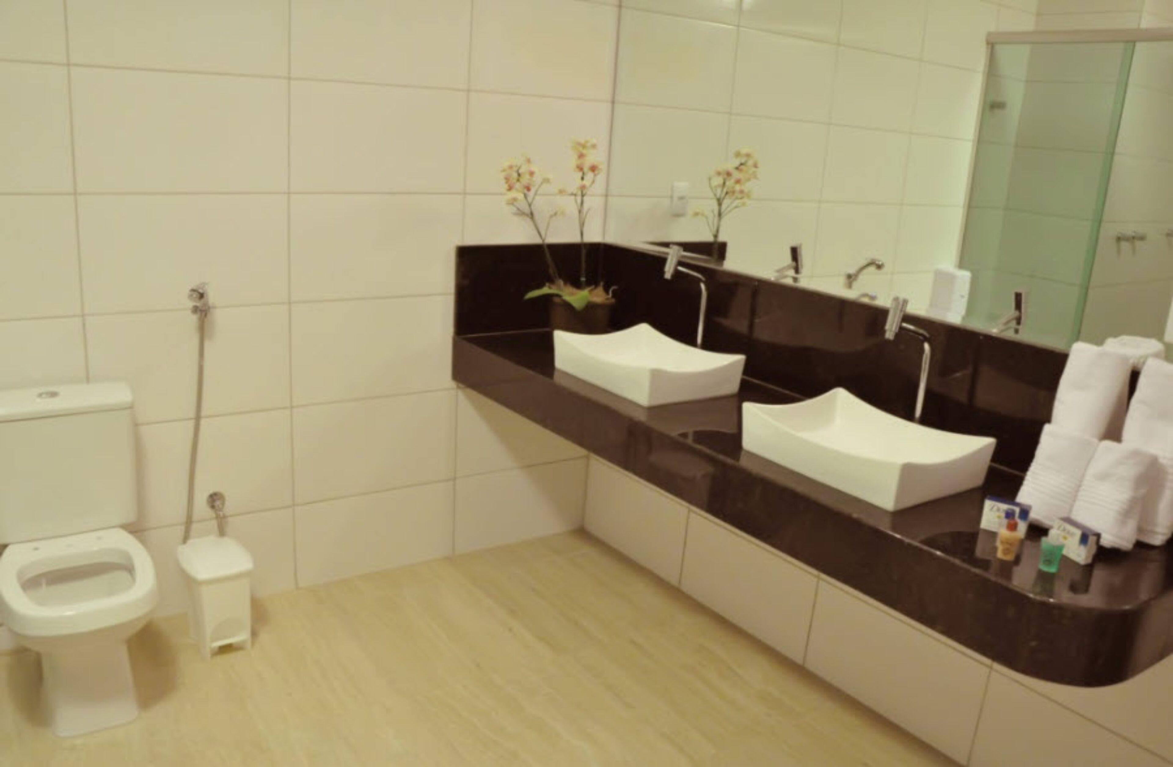 honeymoon studio suite | 1 bedroom, premium bedding, in-room safe, desk