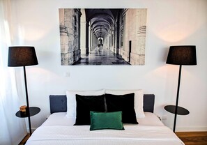Design Room | 1 bedroom, premium bedding, pillowtop beds, individually decorated