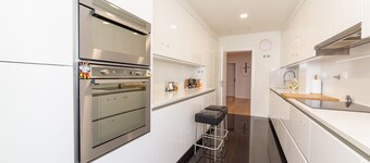 Industrial Lisbon Apartment - Adults Only