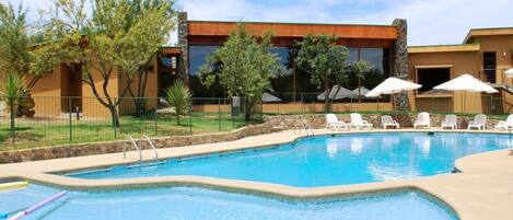 Piscine extérieure