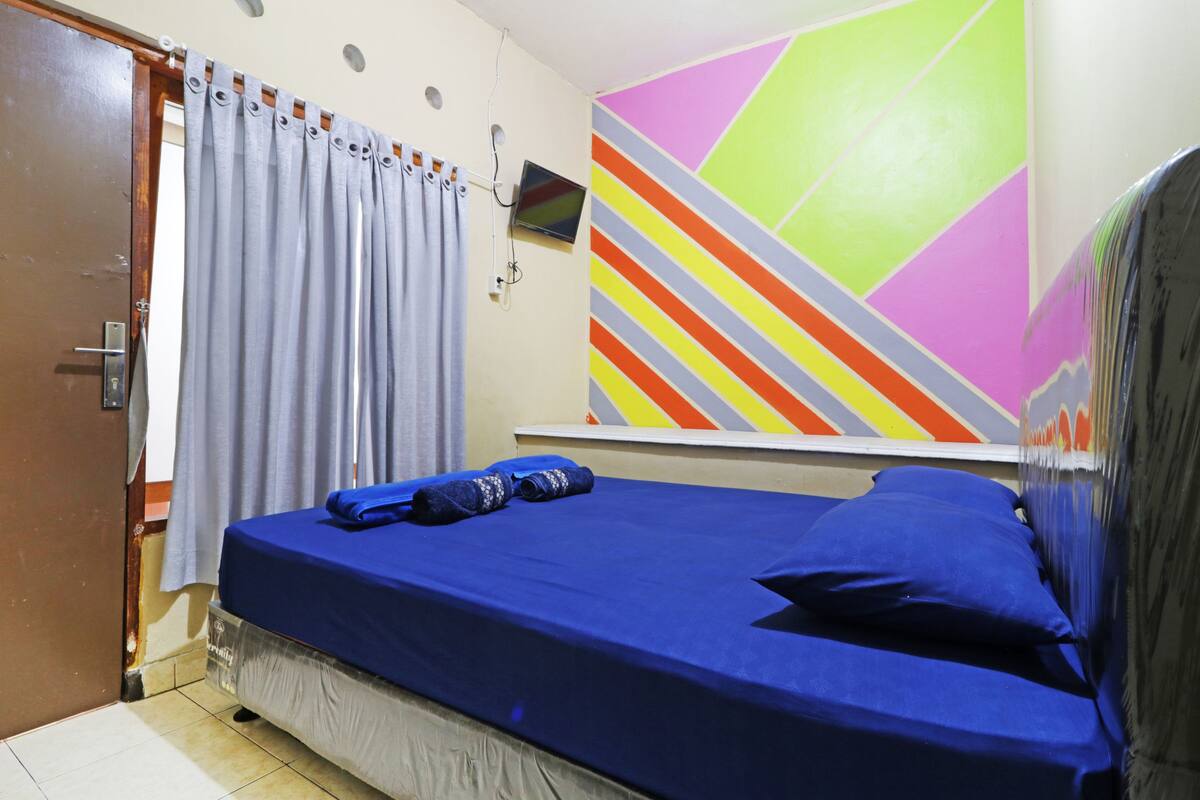 Standard Double Room | Free WiFi