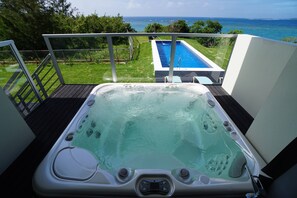 Property grounds - The Beach Front (Nago)