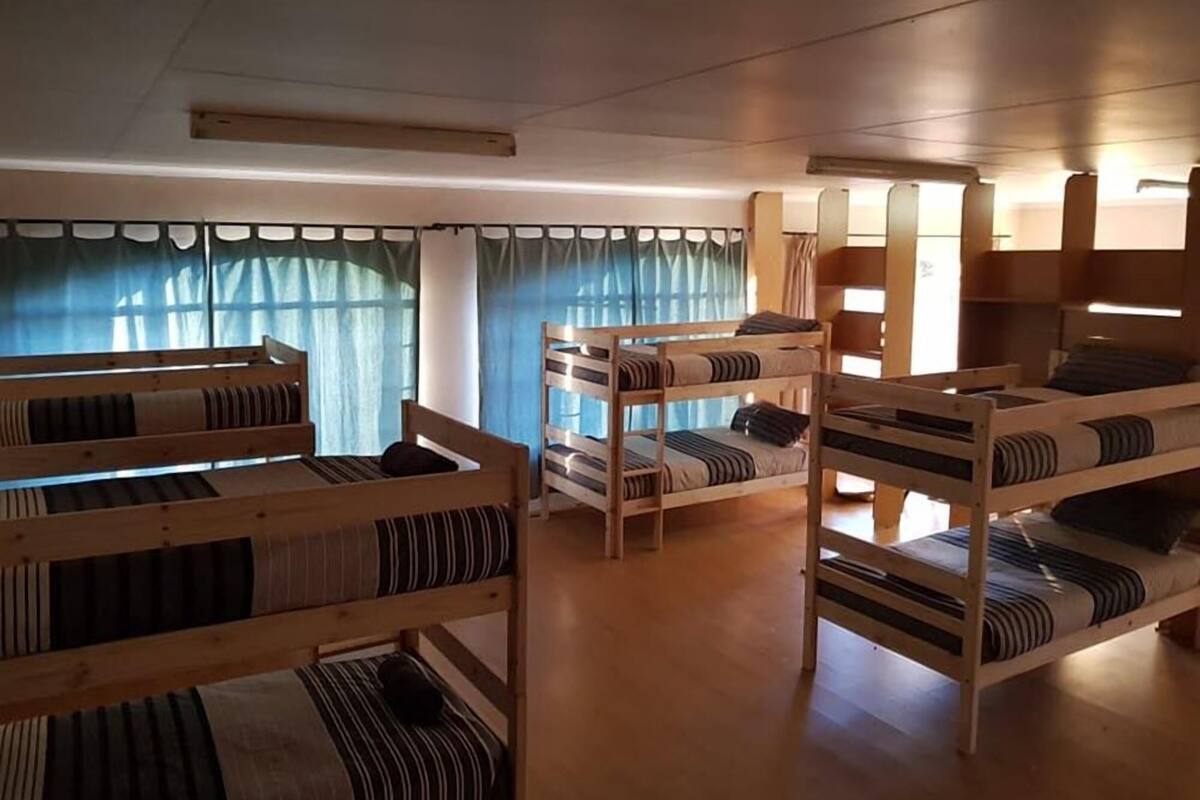 Bangalô, 4 quartos, cozinha, vista para o jardim | Edredons de pluma, espaço de trabalho para notebook