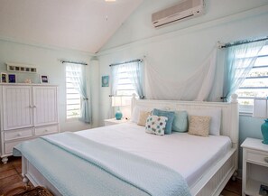 Casa de lujo, varias camas, para no fumadores | Caja de seguridad en la habitación y cortinas blackout 