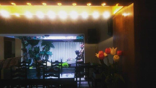 Dining - Country Breeze Villa (Negombo)