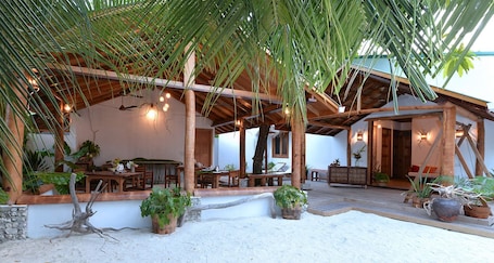 Property grounds. Eden BAANI Lodge