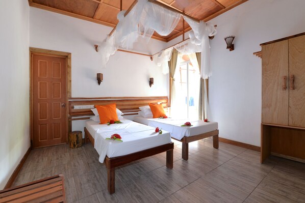 Deluxe Double or Twin Room, 1 Queen Bed, Accessible, Non Smoking