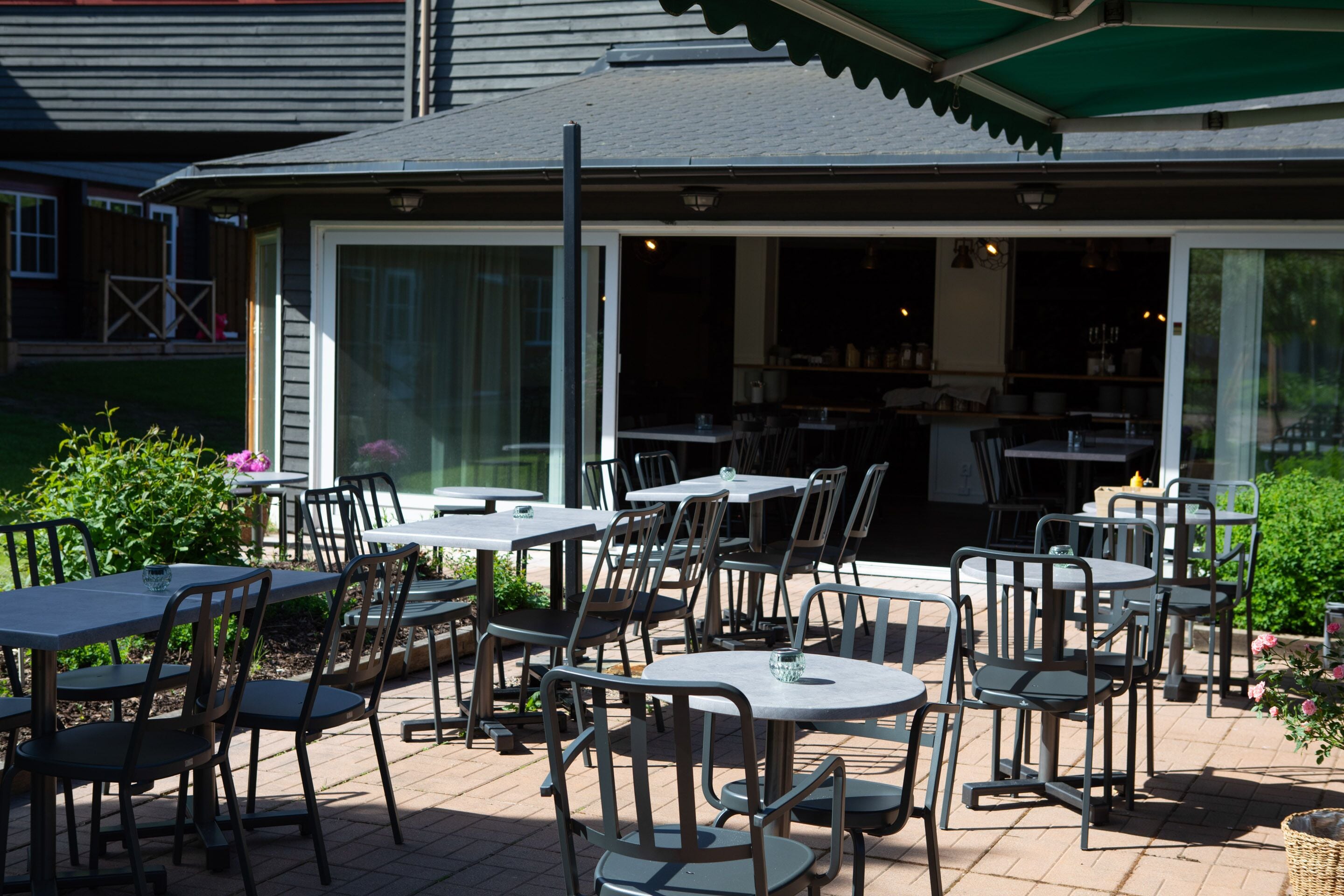 Café da manhã, almoço e jantar