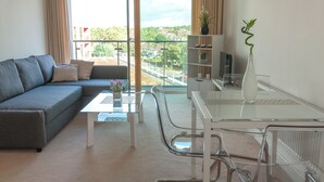 Living area - London Orpington (Orpington)