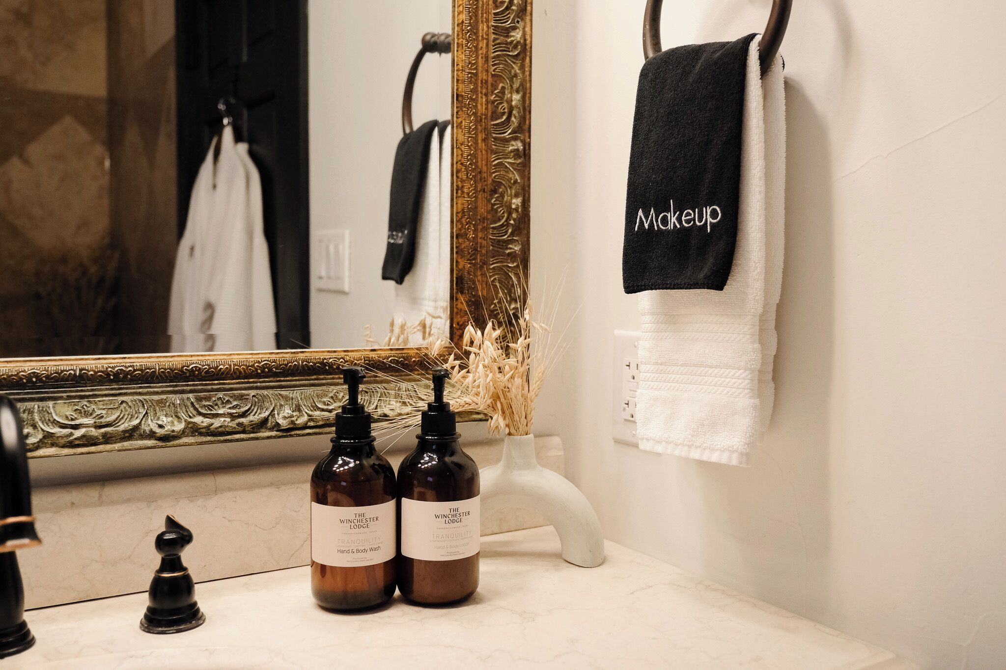 standard suite, 1 king bed | bathroom | shower, rainfall showerhead, designer toiletries, hair dryer