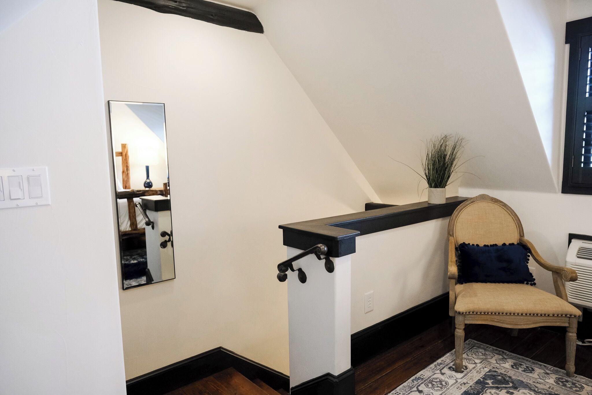 premium suite, 1 king bed with sofa bed, non smoking | 1 bedroom, premium bedding, minibar, individually decorated