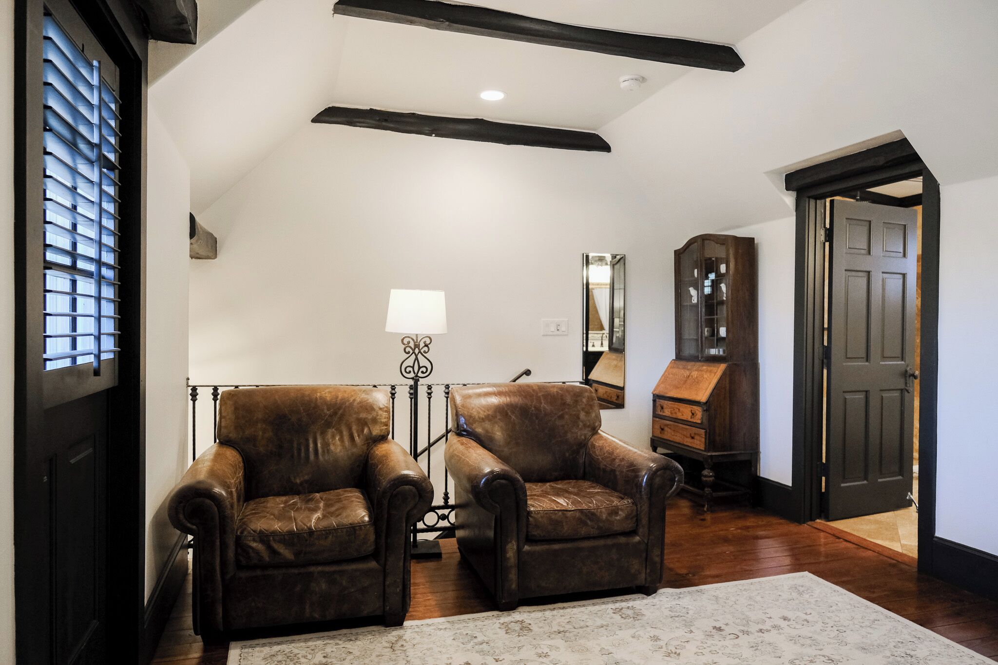 standard suite, 1 king bed | 1 bedroom, premium bedding, minibar, individually decorated