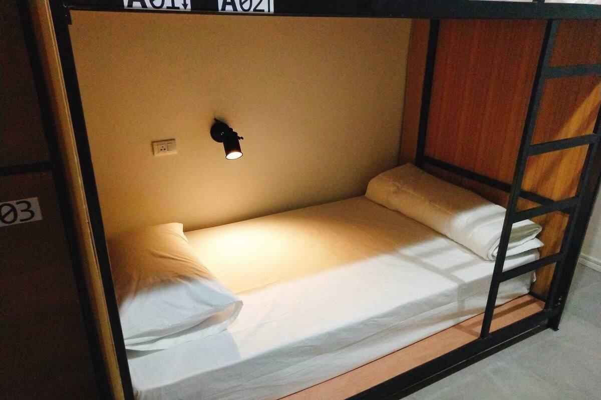 In-room safe, free WiFi